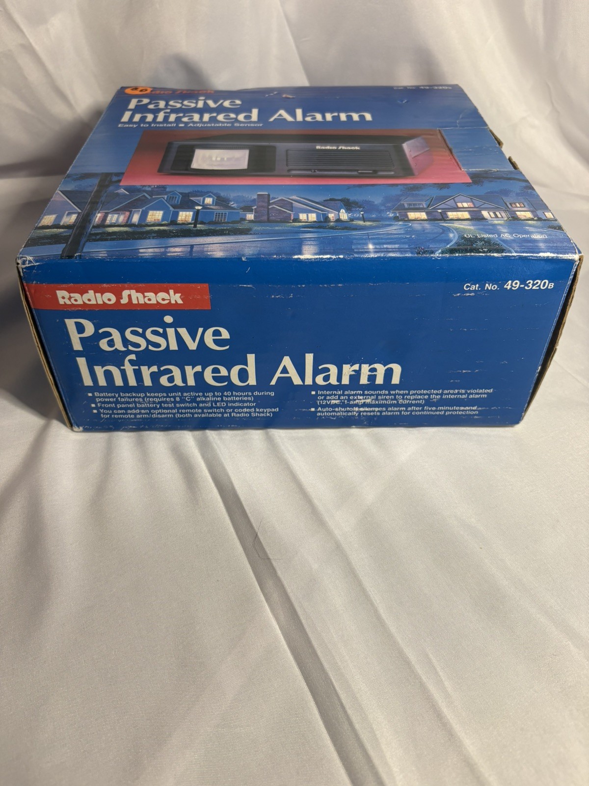 Safe House Radio Shack Passive Infrared Home Burglar Alarm 49-320B BRAND NEW