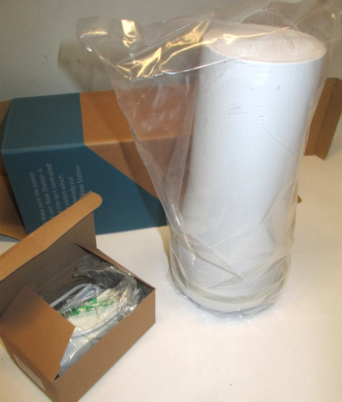 SimpliSafe BS3W Base Station Gen 3 Home Security Hub Wi-Fi + Cellular ~ New