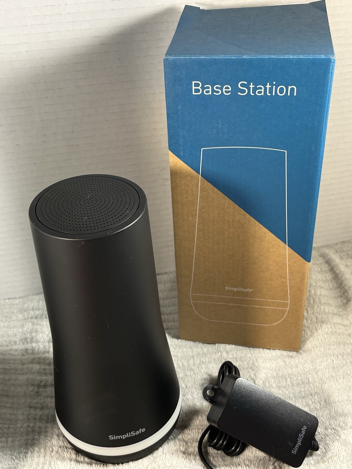 SimpliSafe Base Station SSBS3 Home Security Hub Tested w/ Box
