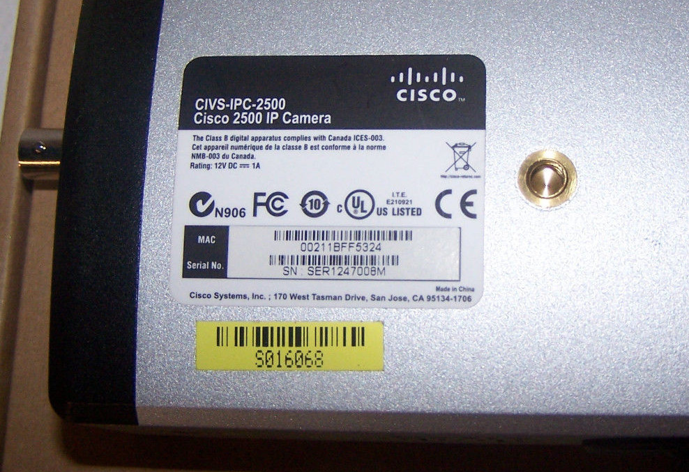 Cisco CIVS‑IPC‑2500 IP Camera 2500 Series Full Resolution Day/Night – New