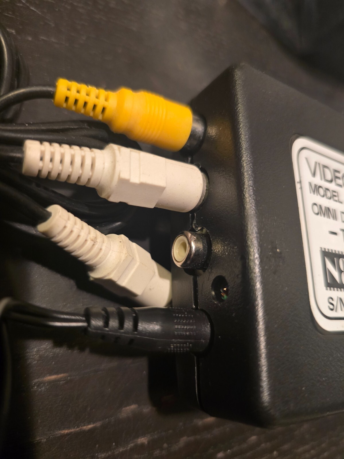 NUTEX CV-981 MINI VIDEO SENDER WIRELESS AUDIO/VIDEO LONG RANGE2.4GHZ Omni Direct