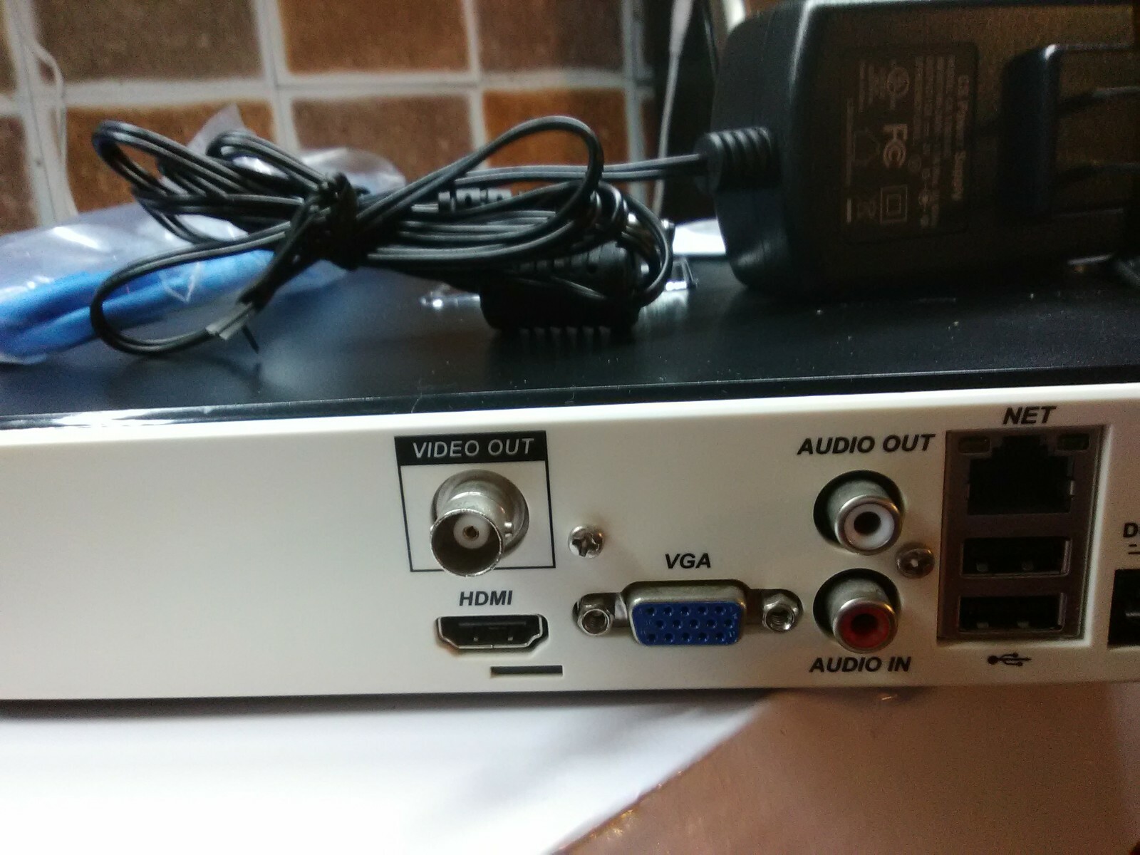 iSmart Security System 4CH NVR D1 H.264 720P 1080P HDMI DDNS for Remote Viewing