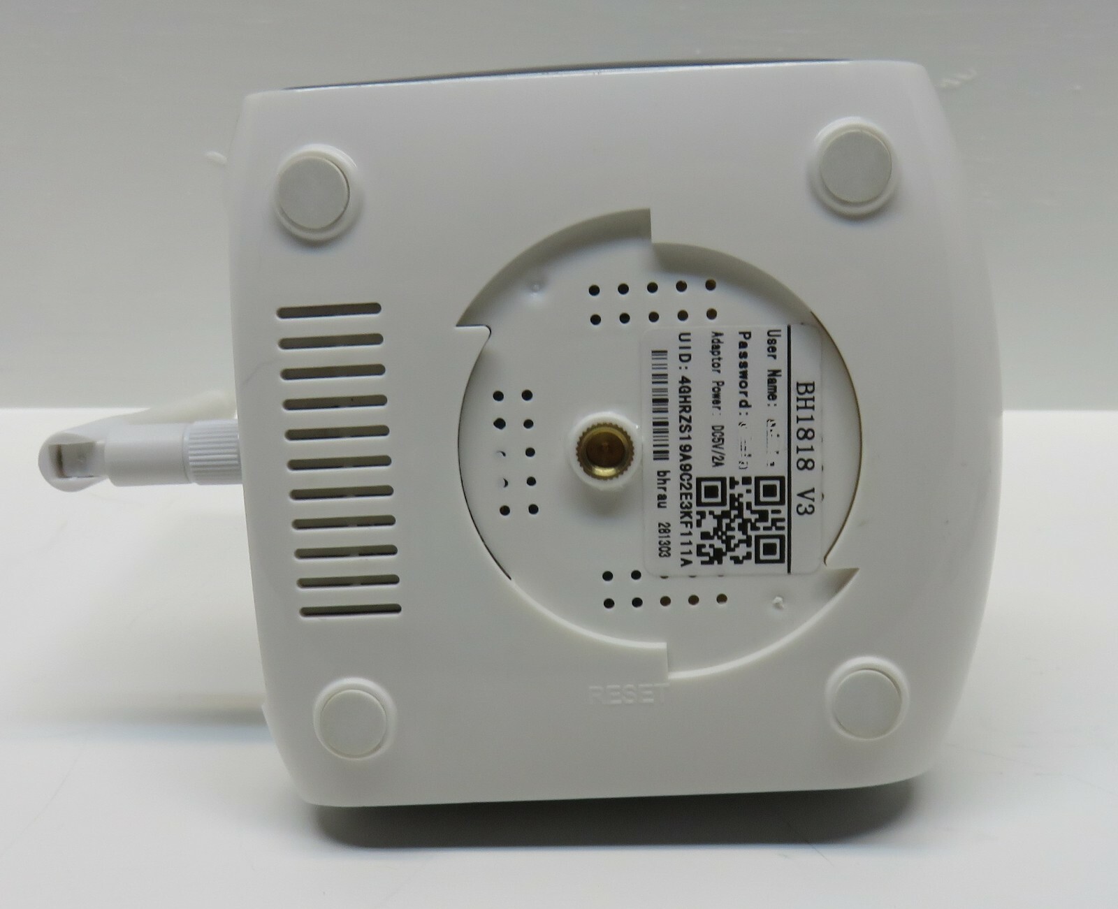 Bayit Home Automation Bh1818 Wi-Fi Internet Surveillance Camera w/ Night Vision