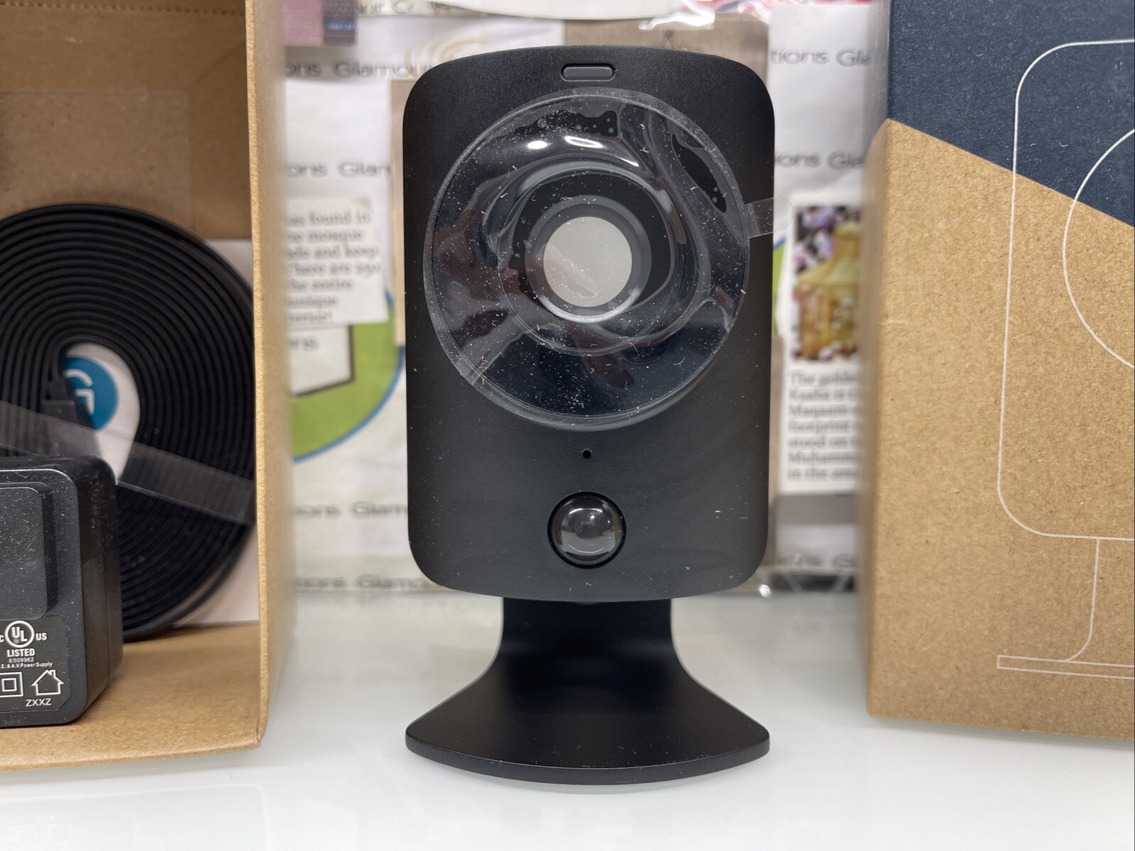 SimpliSafe SimpliCam Indoor HD Wi-Fi Security Camera SSCM1 (C1)