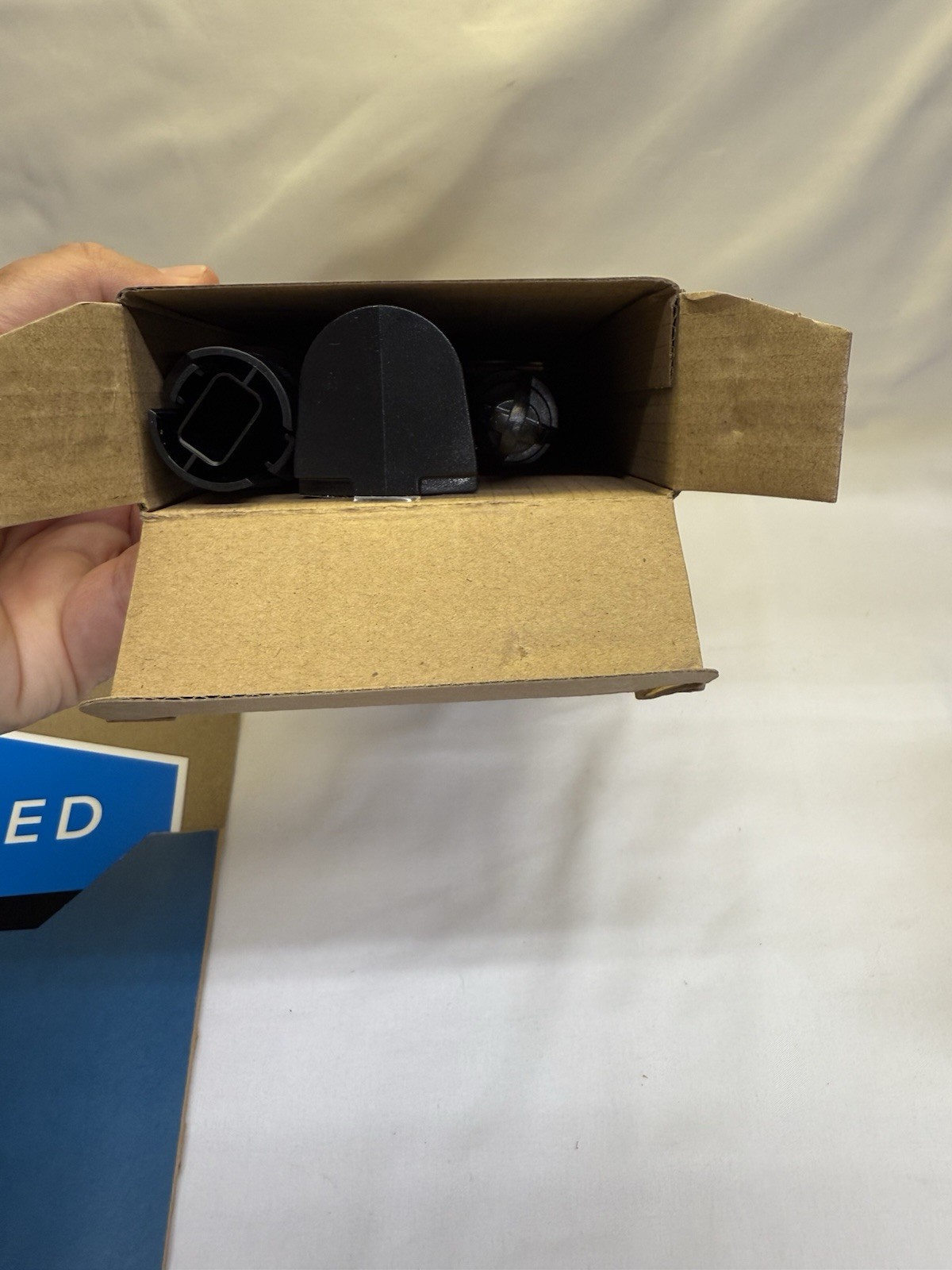 SimpliSafe Security System 8 Piece Camera Sensors Keypad Motion Yard Sign