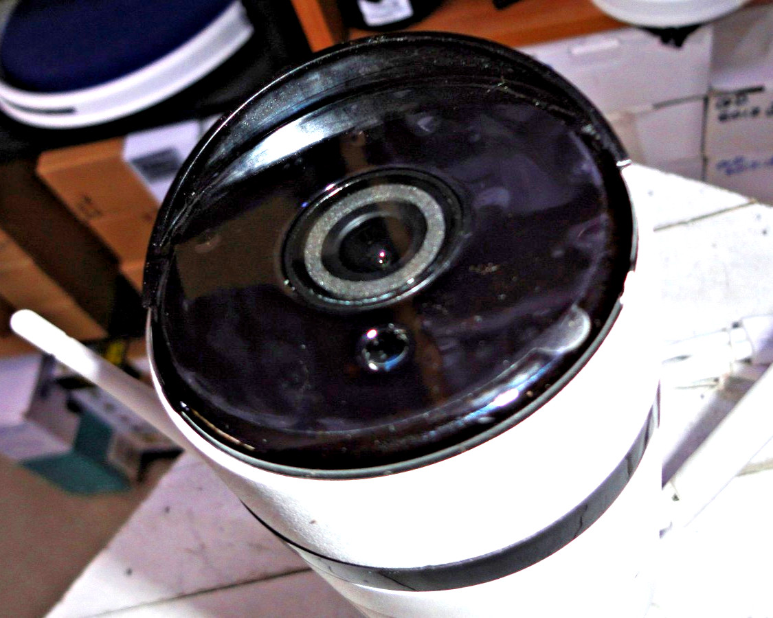 Wifi Security Camera System – 4 Cameras w/ Monitor – Tested / Nice Clear Images!