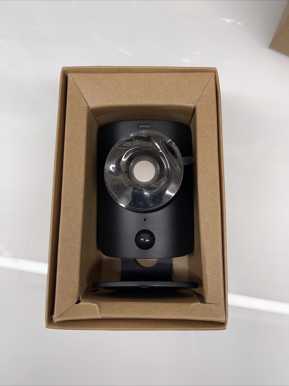 SimpliSafe SimpliCam Indoor HD Wi-Fi Security Camera SSCM1 (C1)