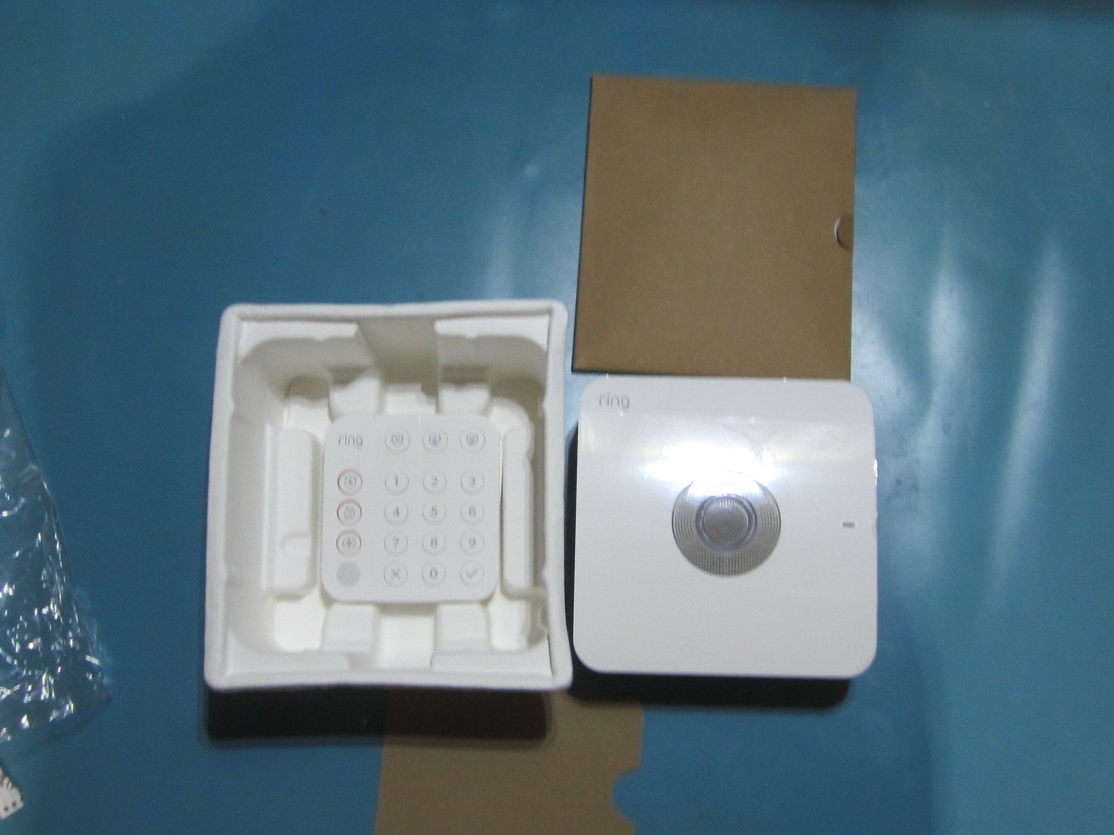 Ring Alarm Base Station US Z wave Plus 4HB1U9-0EN0 Wi-Fi Indoor W/Power Cable