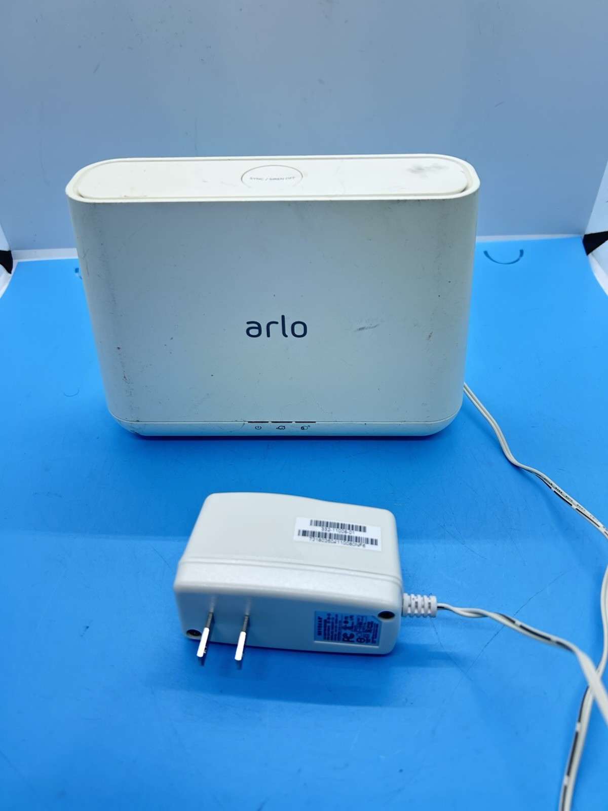 Netgear Arlo VMB4000 Wireless Security Hub Base Station