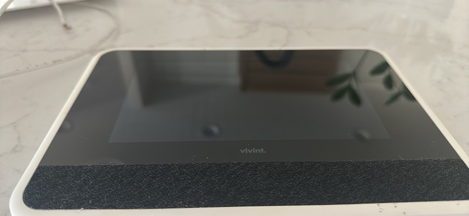 Vivint SmartHub Pro, Door, Window, Motion Sensors, Indoor Camera, Doorbell