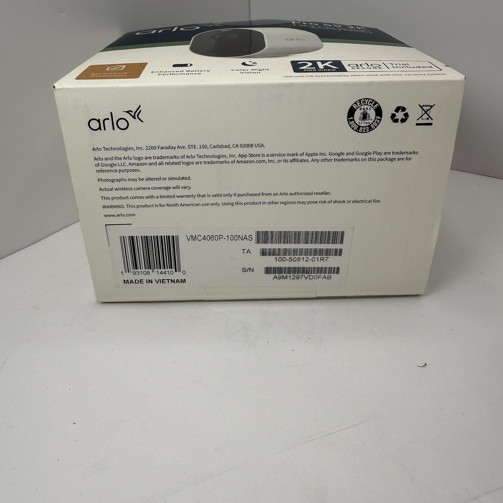 Arlo VMC3030 8 Cameras Plus 1 Arlo Pro 5s 2K Base Station 36 Batteries and Signs