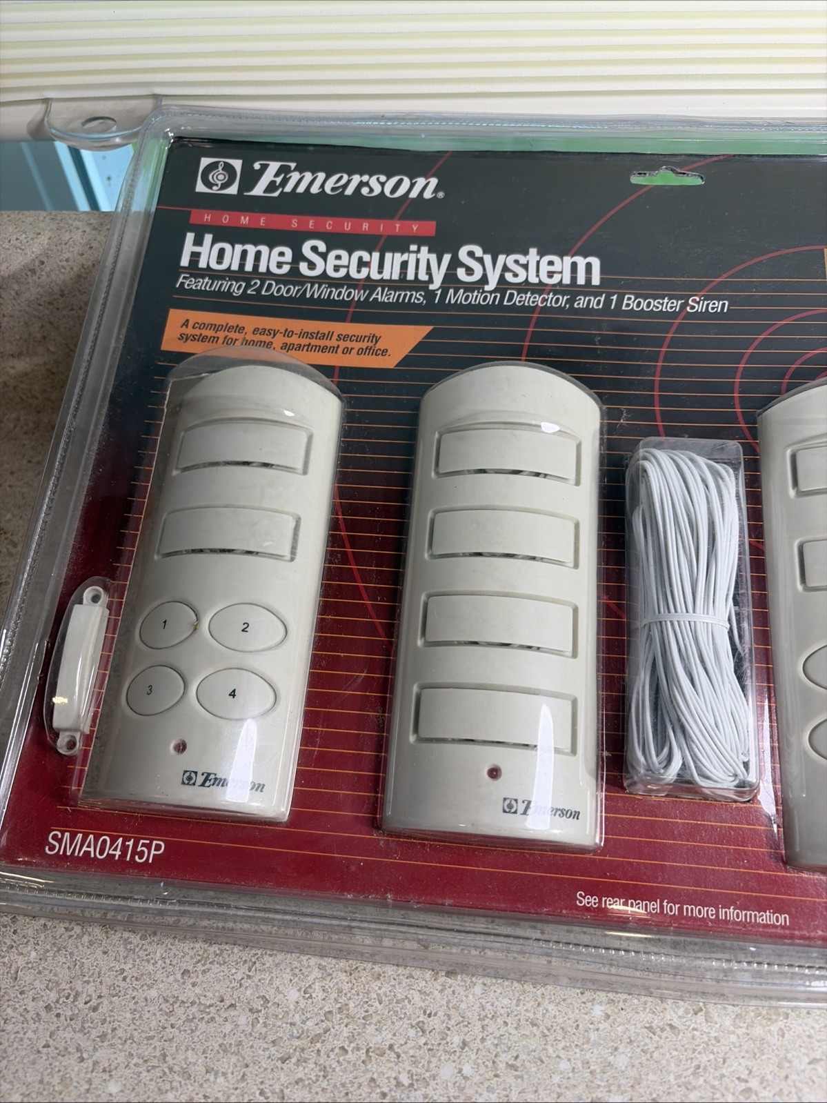 Emerson Home Security System 2 Alarms Motion Detector and Siren SMA0415P NEW