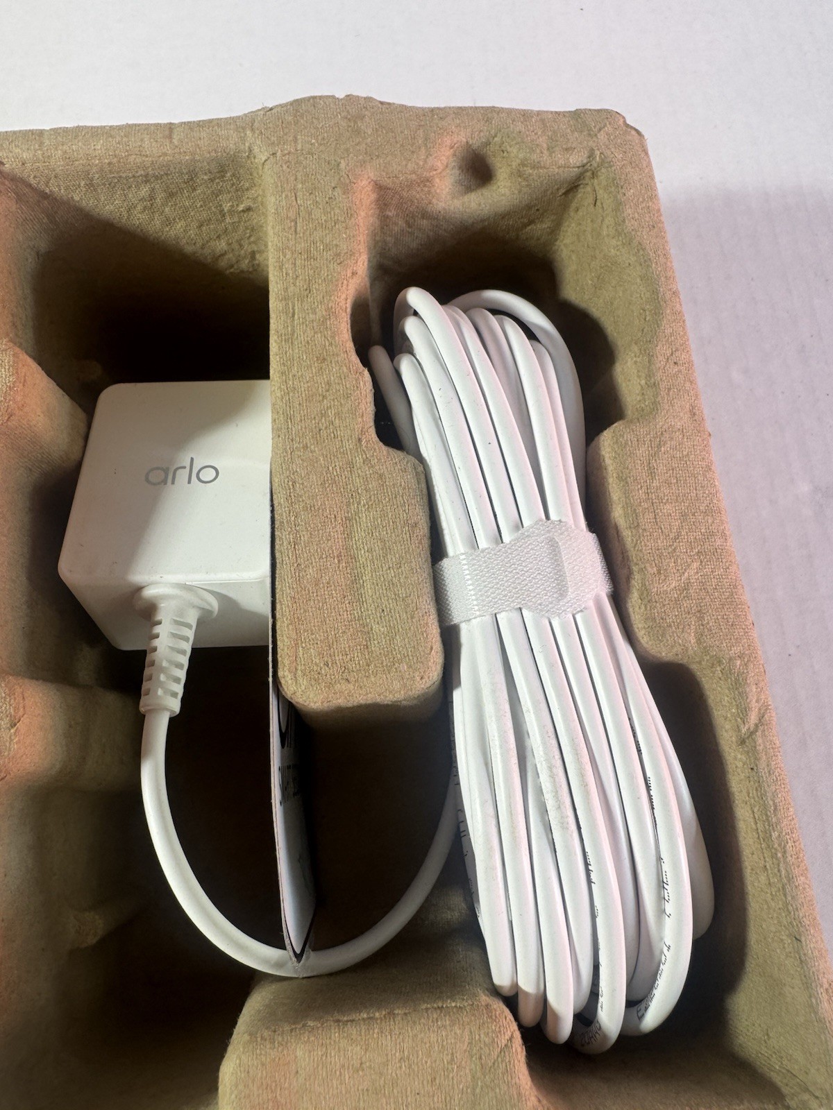 Arlo Ultra 2 Camera + Hub + 2 Batteries Charger 25ft Cable Bundle