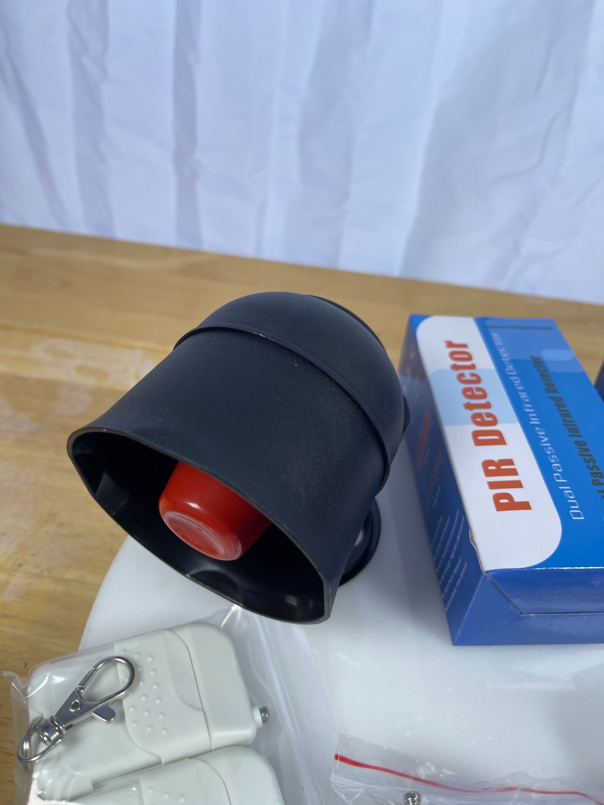 KERUI 32 Zone Wireless Home Alarm System Kit w/Siren PIR Sensors