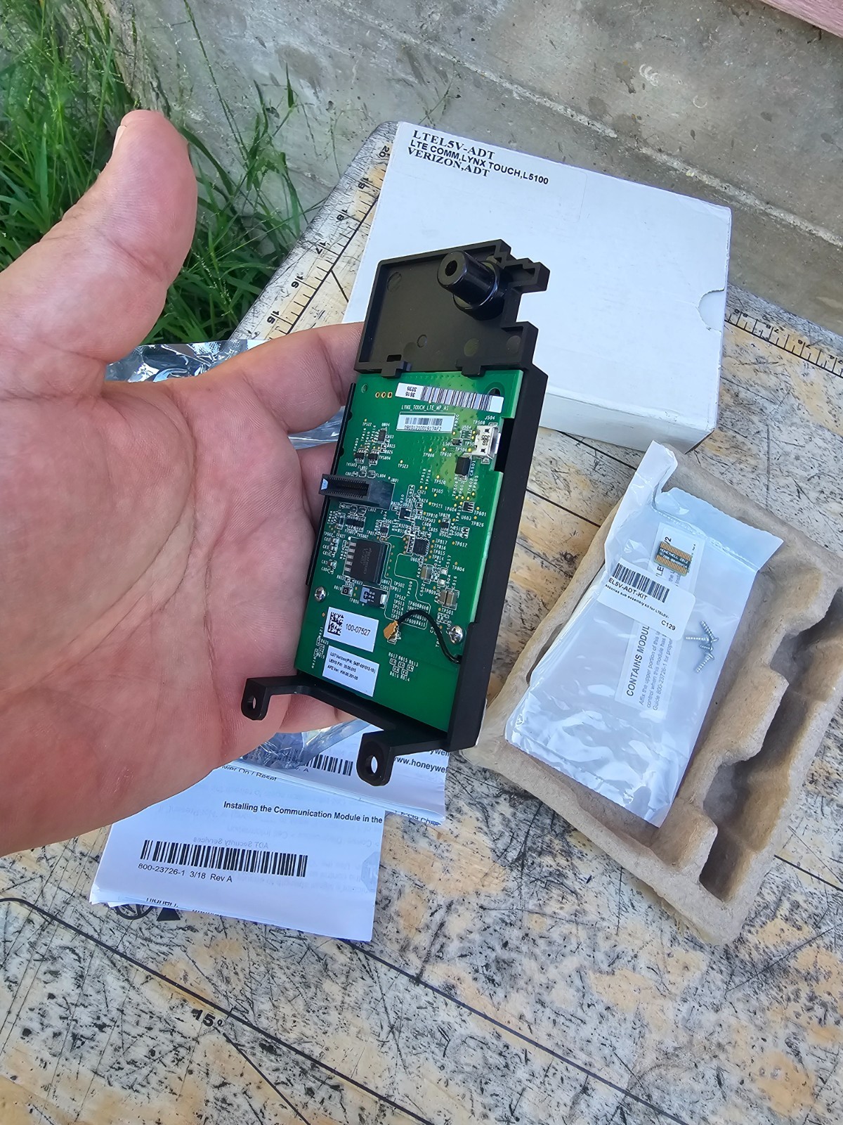 Honeywell LTEL5V-ADT LTE Communicator Connects Lynx Touch L5100 to ADT – Verizon