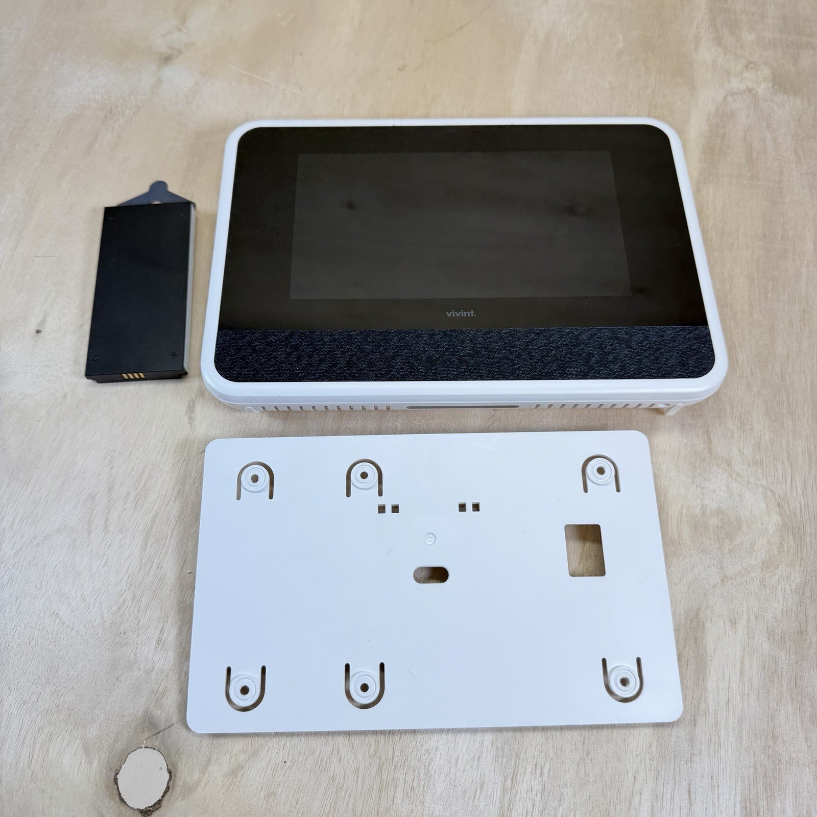 Vivint Smart Home Touchscreen Control Panel VS-SH2000-C00