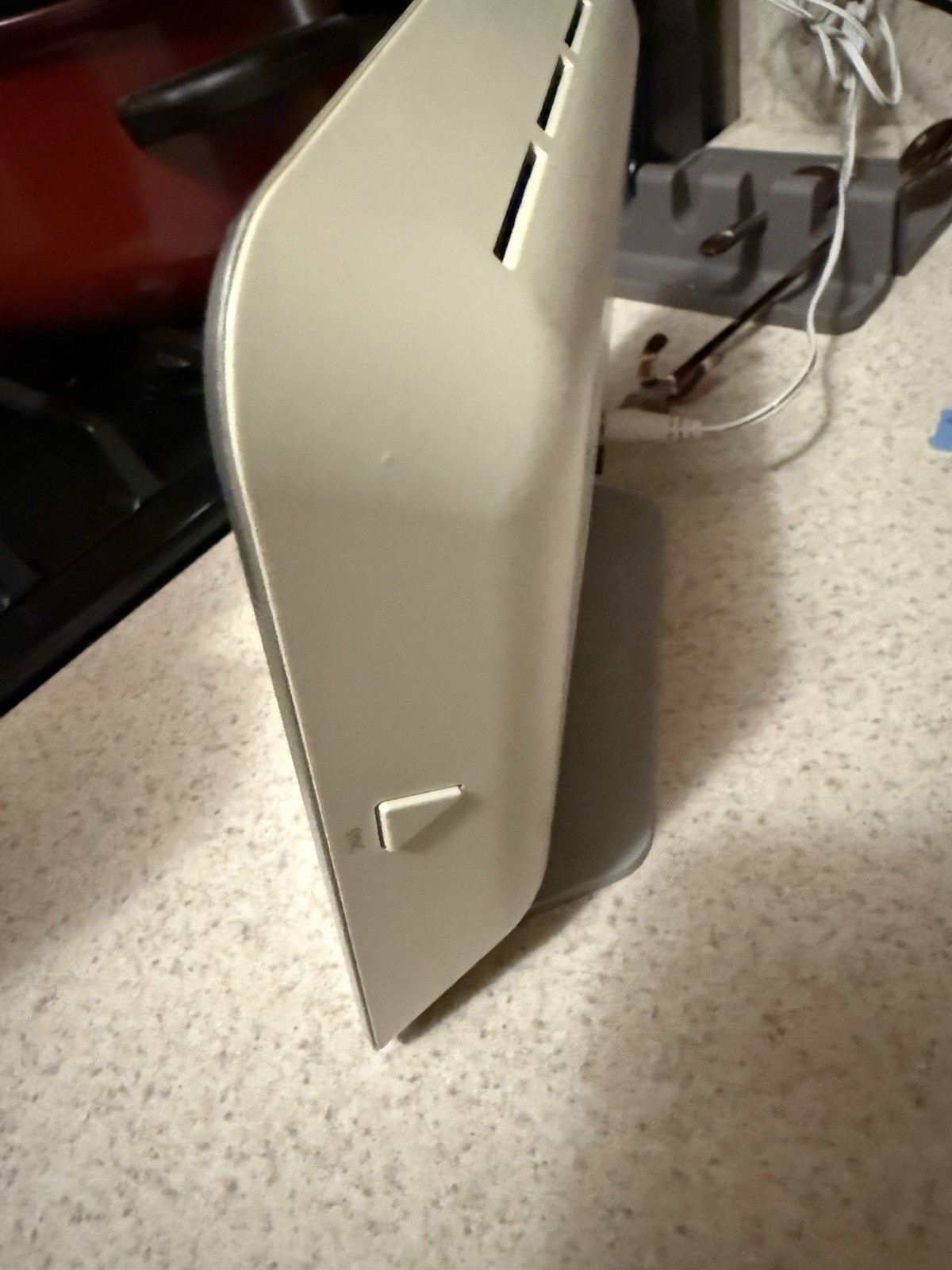 NETGEAR VMB3000 Arlo Wireless Security Base station 8667 Used Tested