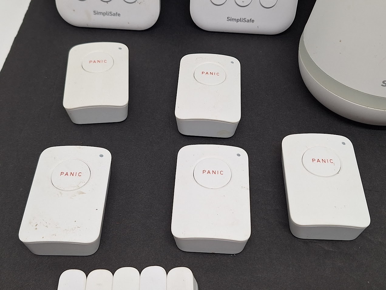 SimpliSafe Home Security System. Includes Base Station, 2 keypad and More