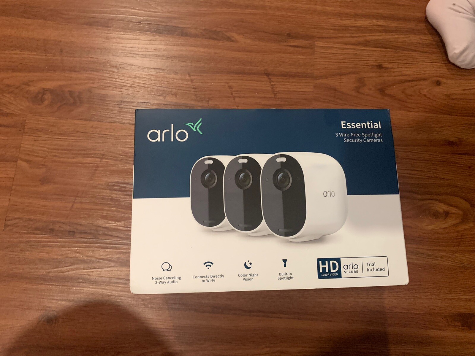Arlo Essential Spotlight Indoor Outdoor 1080p HD Wireless Camera – Pack of 3…