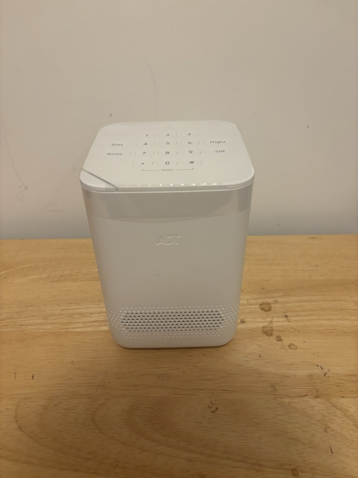 ADT Self Setup Smart Home Hub – White (S40LR1-01) New In Box NOS
