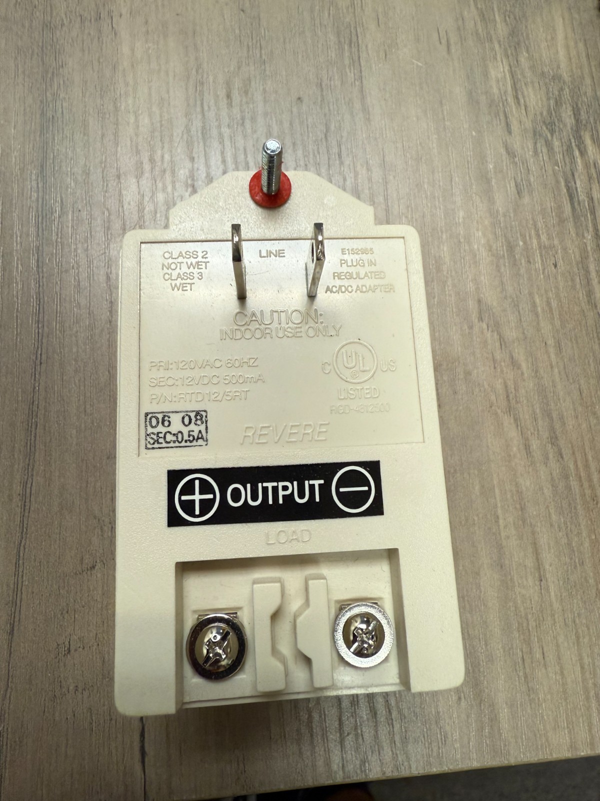 REVERE RTD12/5RT 12VDC Regulated 500mA Power Supply, w/ LED