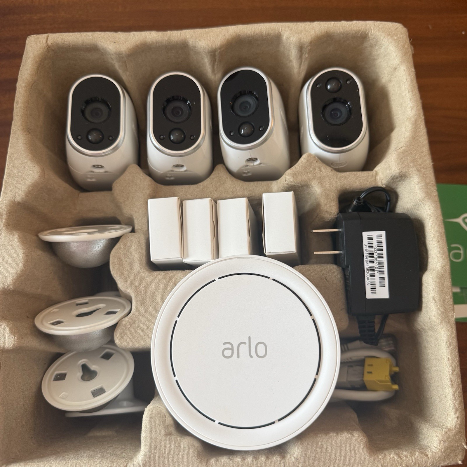 Netgear Arlo VMS3430-100NAS 4 Wire-Free HD Security Cameras System NEW OPEN BOX