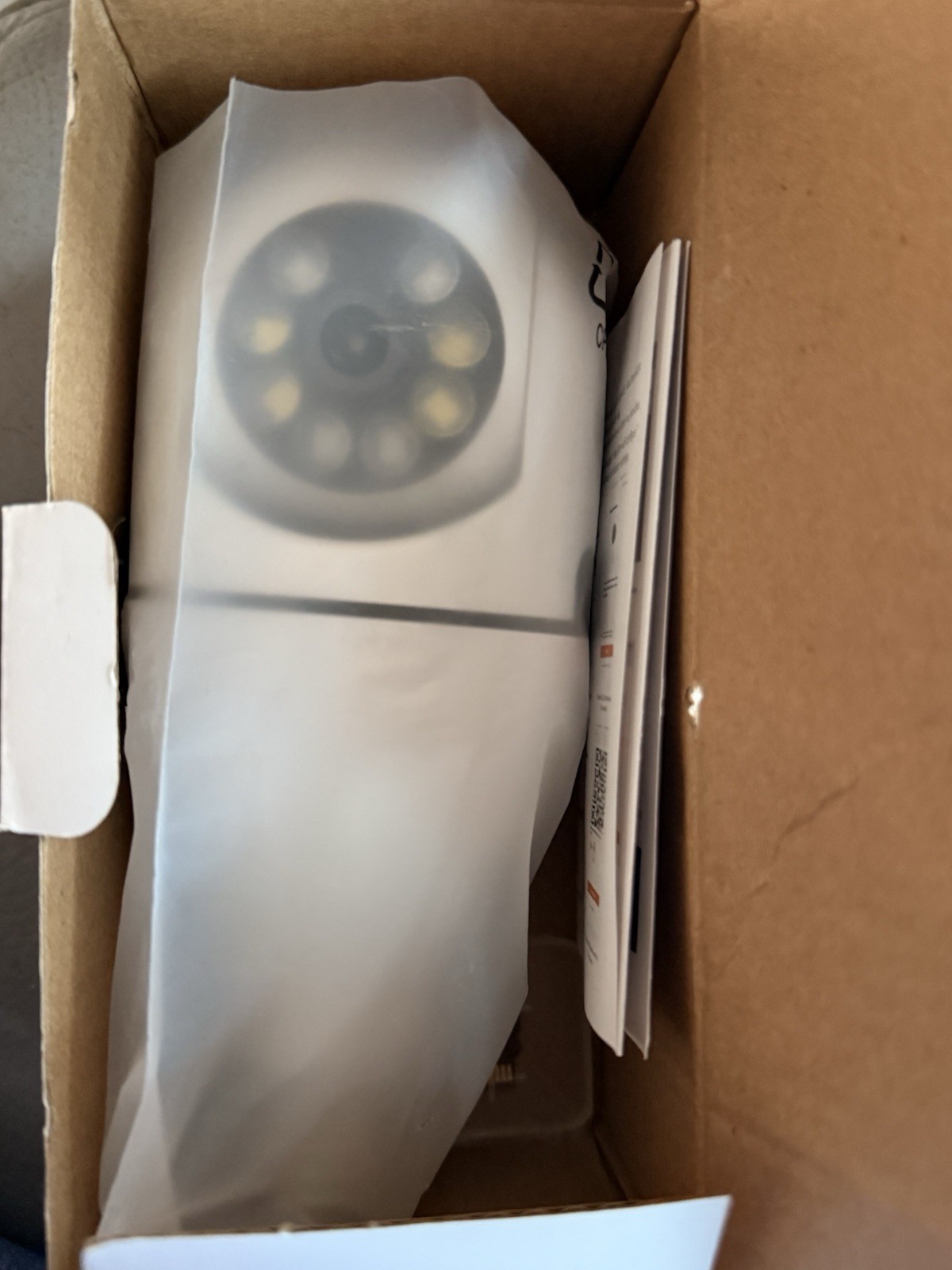 360° Panoramic Bulb Camera Wi-Fi Full Color Images Cloud Storage Mobile