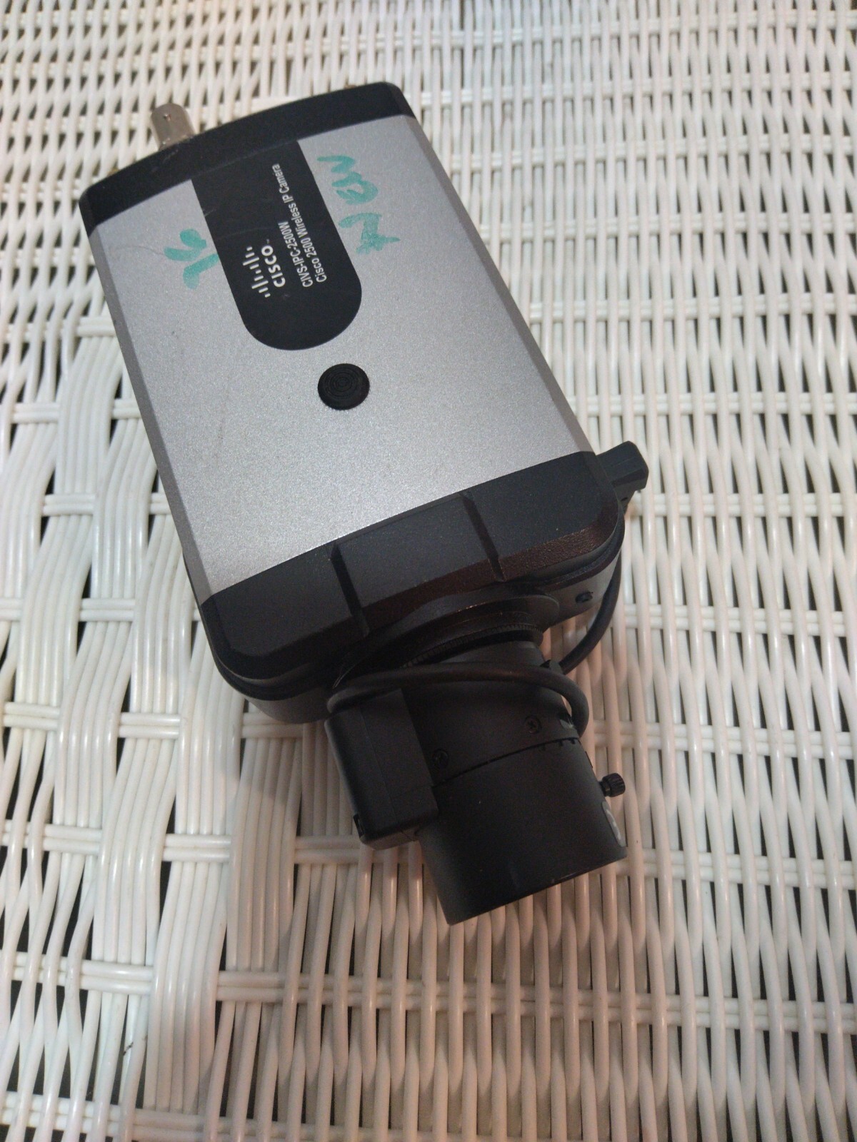 Cisco CIVS-IPC-2500 Cisco 2500 IP Camera Unit Only No Power Supply