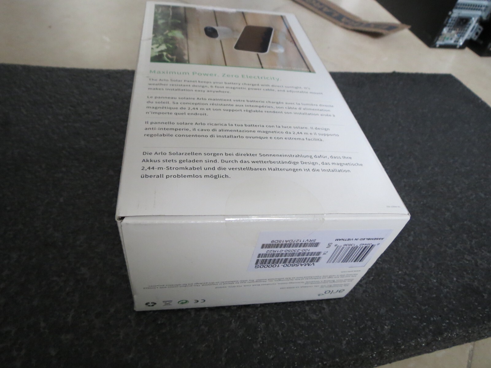 Arlo White Solar Panel Charger VMA5600-10000S new