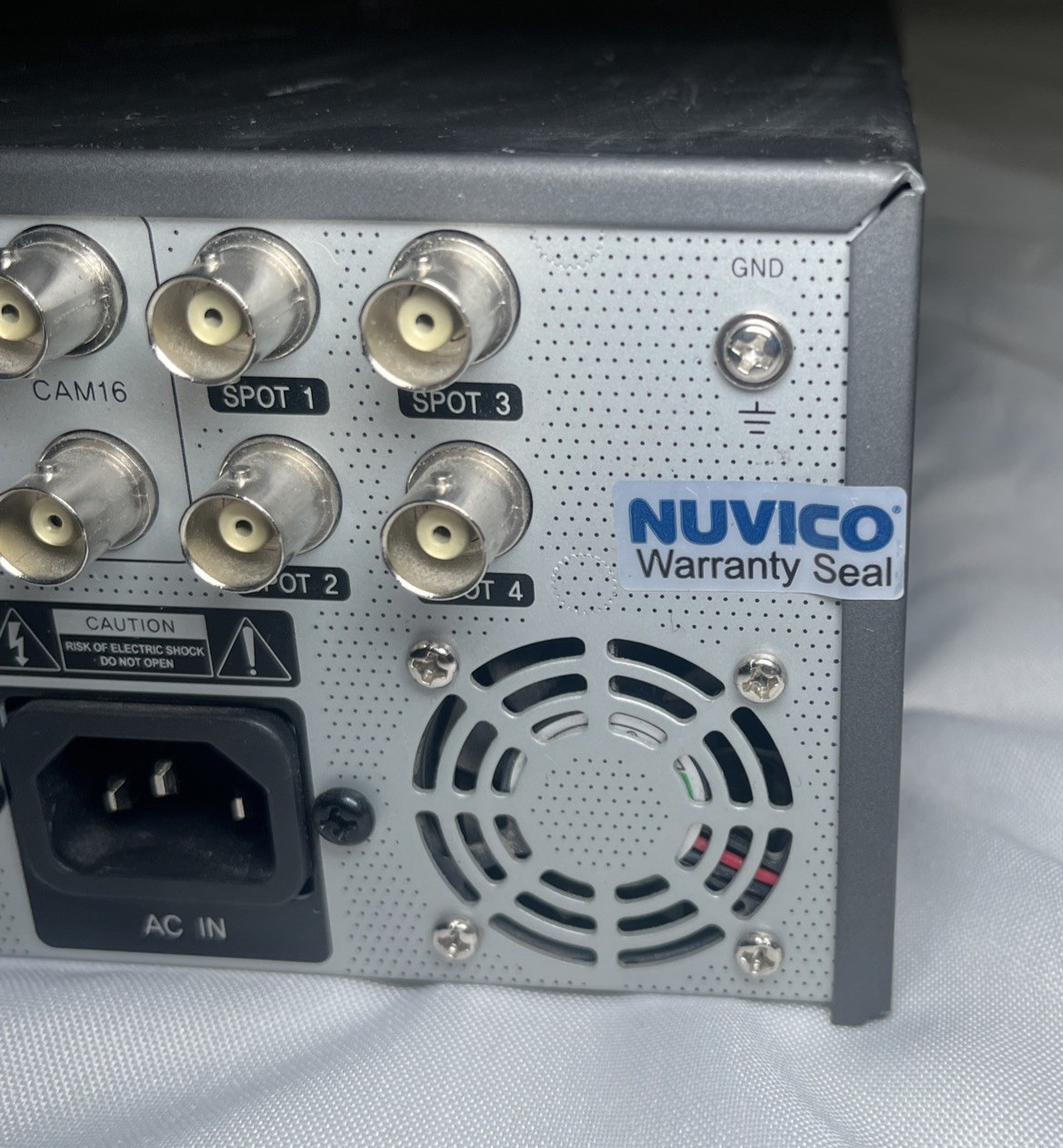 Nuvico DVR Surveillance Security System ED-P1600 16-Channel w/ Cord Powers On