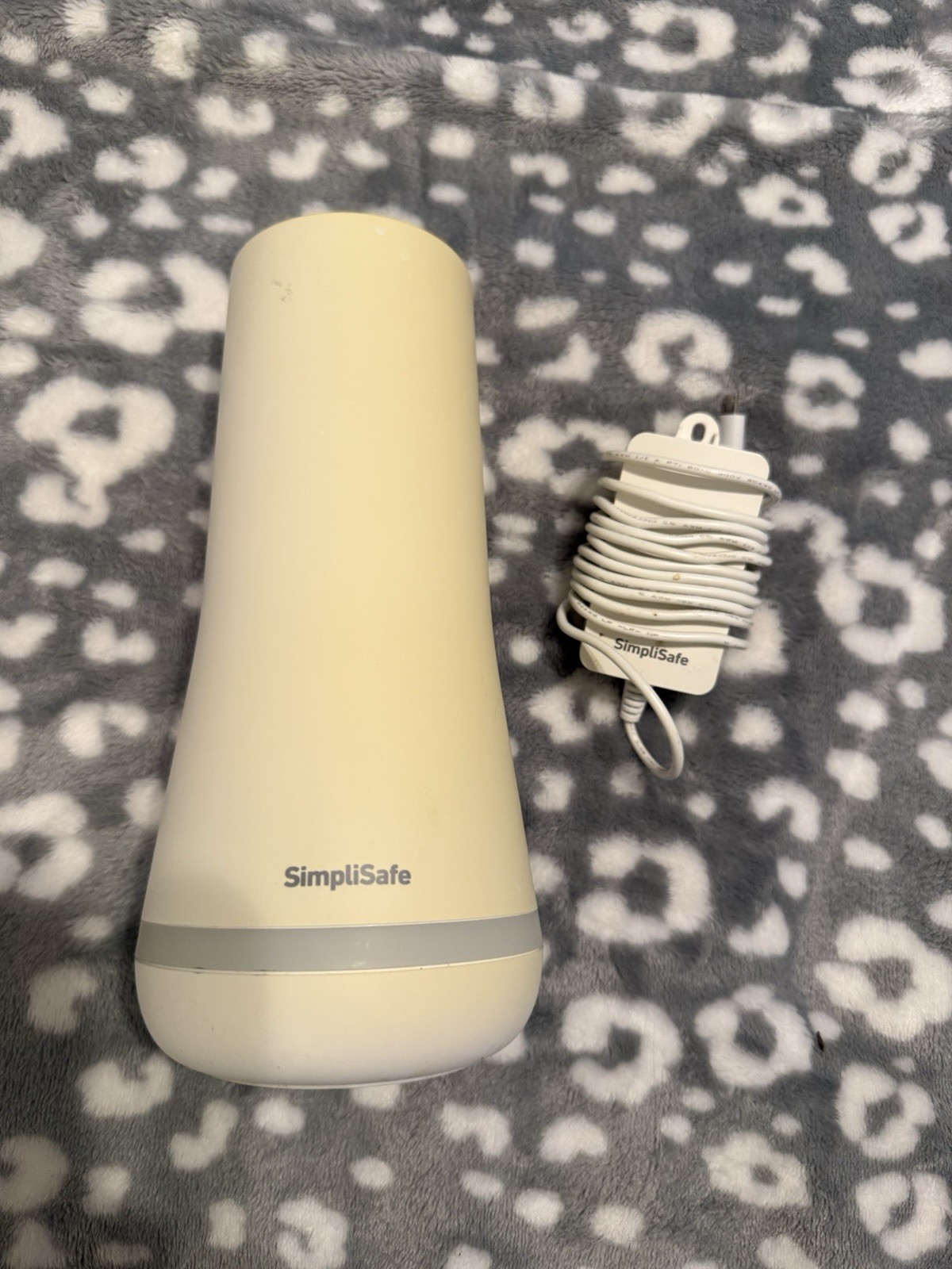 SimpliSafe BS3W Base Station – White