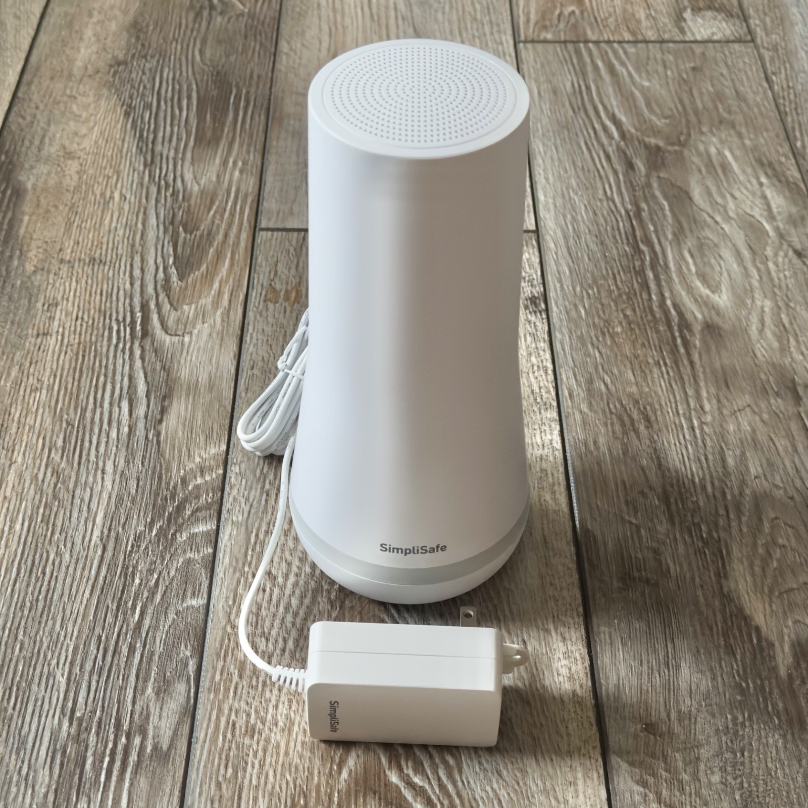 SimpliSafe Base And Keypad Controller Home Security System Read SSKP3 SSBS3