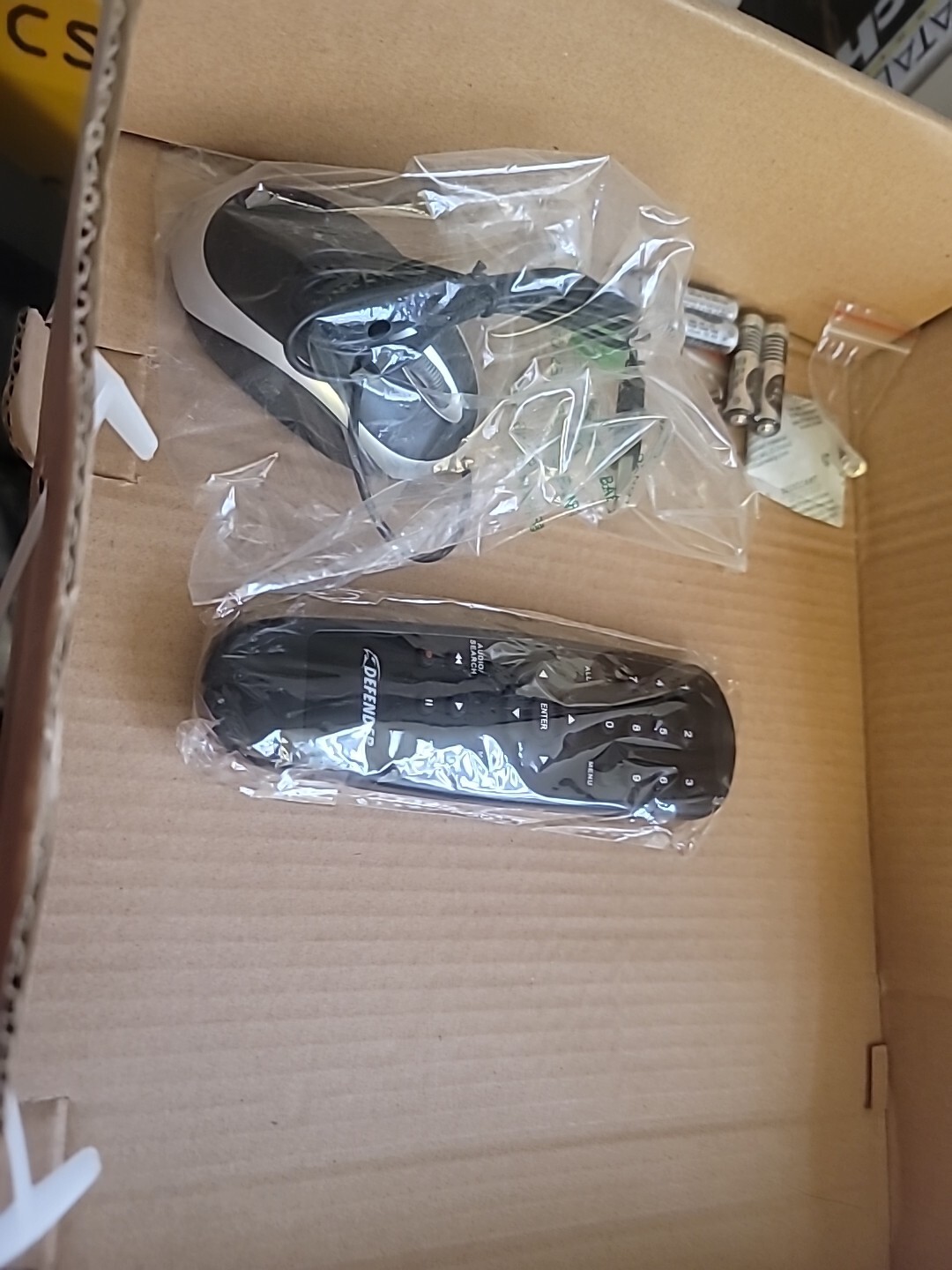 Defender Security Receiver, Mouse, Remote Control & Screws Only