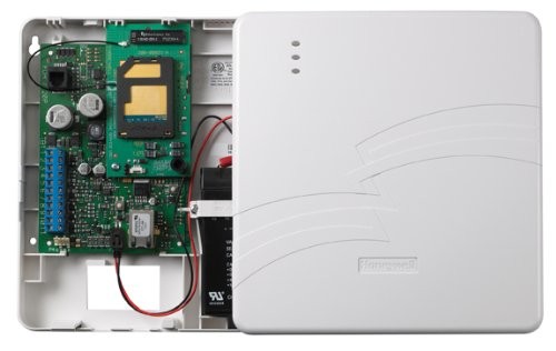 Honeywell iGSMV4G Internet and GSM Communicator with Two-way Voice Transport