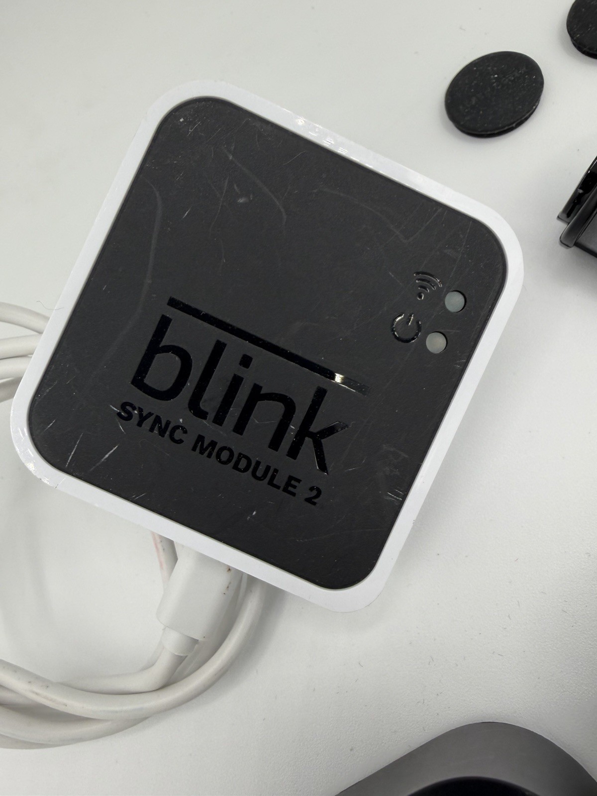 Blink Outdoor Wireless 6-Camera System Sync Module 2 Wi-Fi Indoor/Outdoor Black