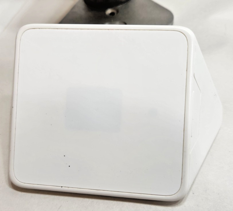 XFINITY XH2-TC HOME SECURITY SYSTEM COMPONENTS #269