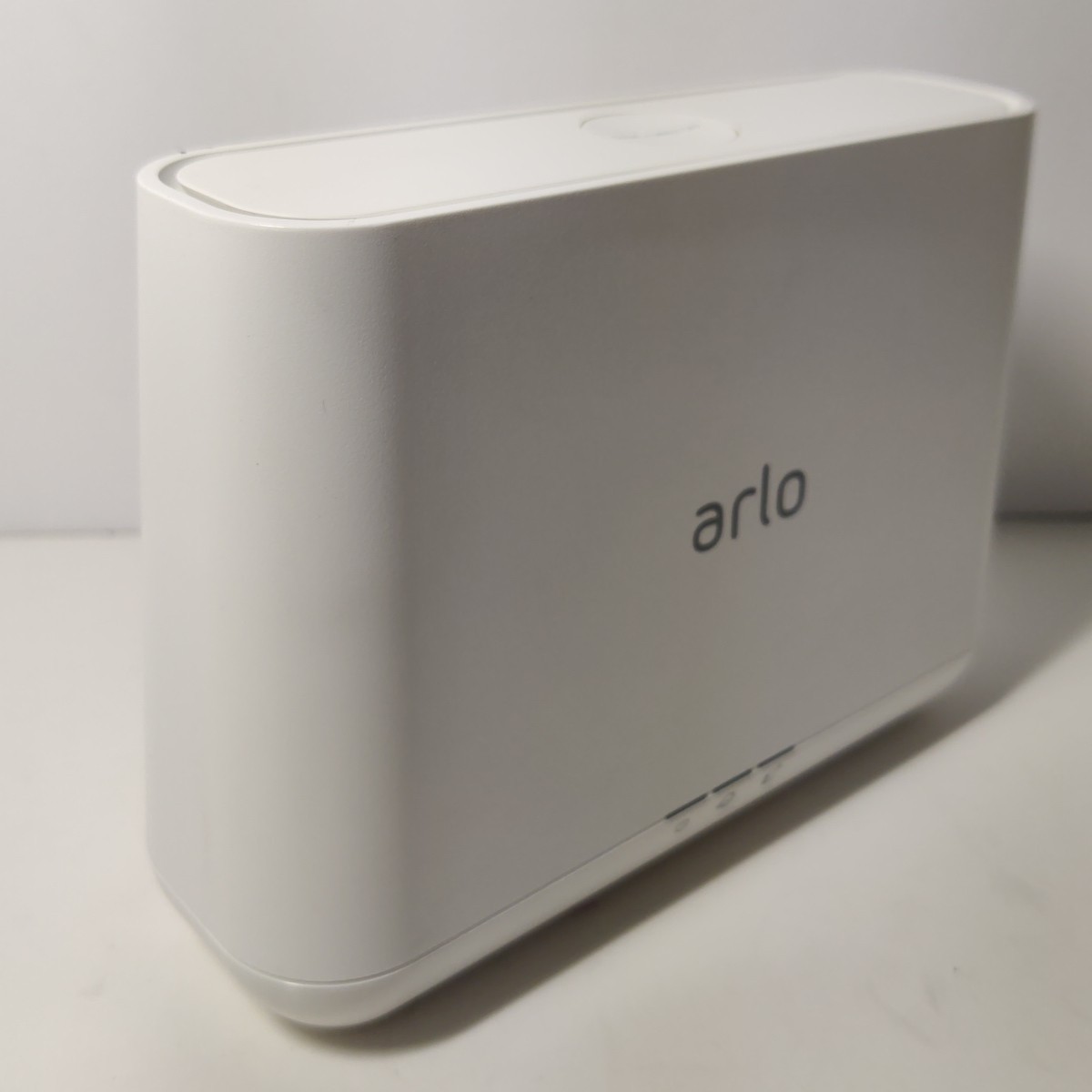 NetGear Arlo Pro Security Base Station VMB4000 with Power Supply