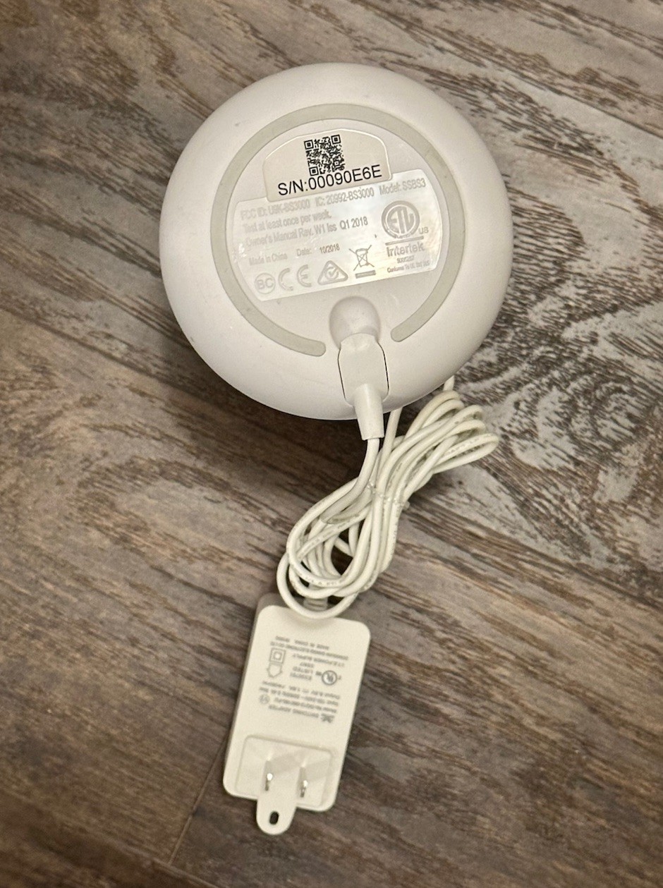 Simplisafe SSBS3 Home Security Base Station With Power Cord – Tested & Works