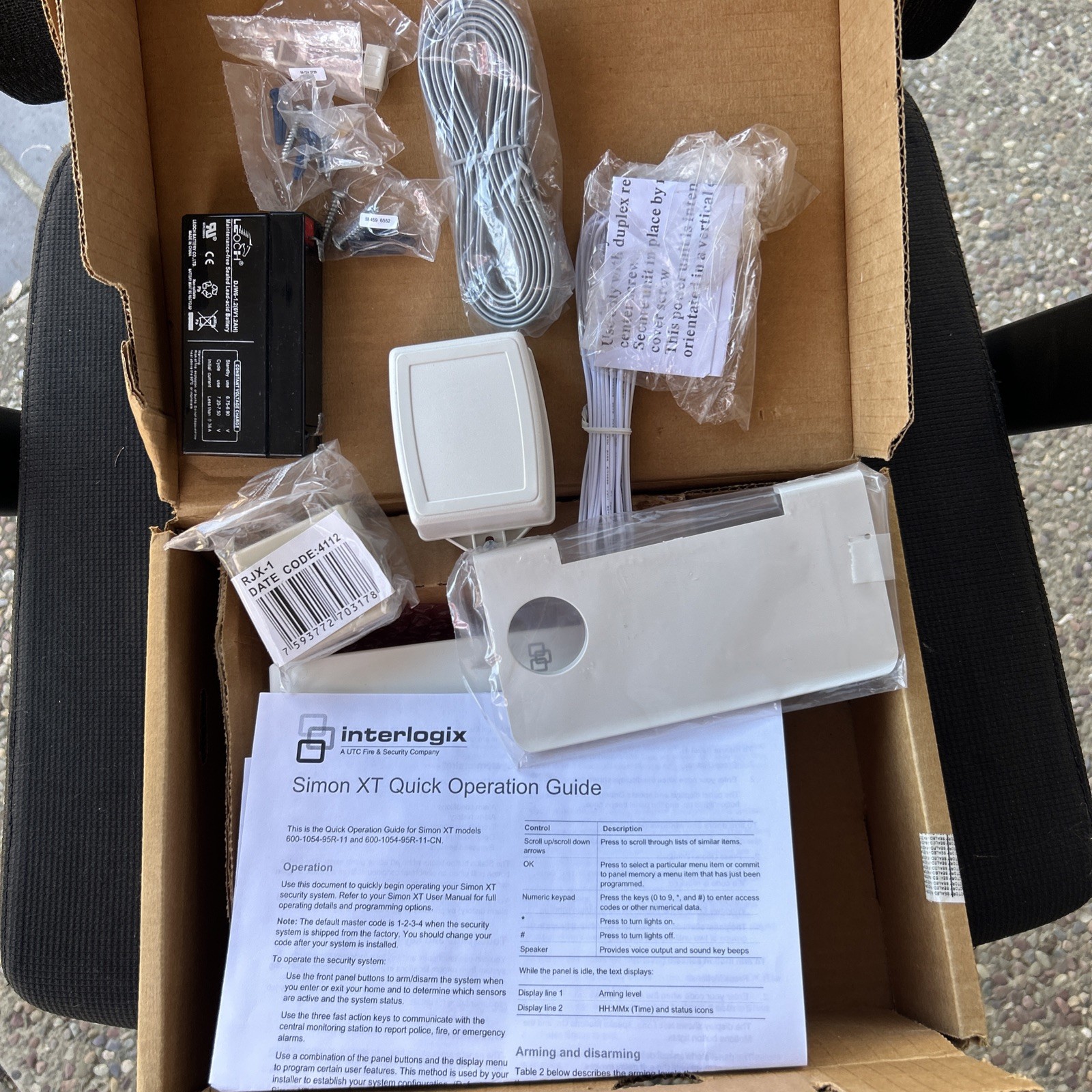 New INTERLOGIX 80-632-3N-XT SIMON XT Starter Pkg A1 w/o X10