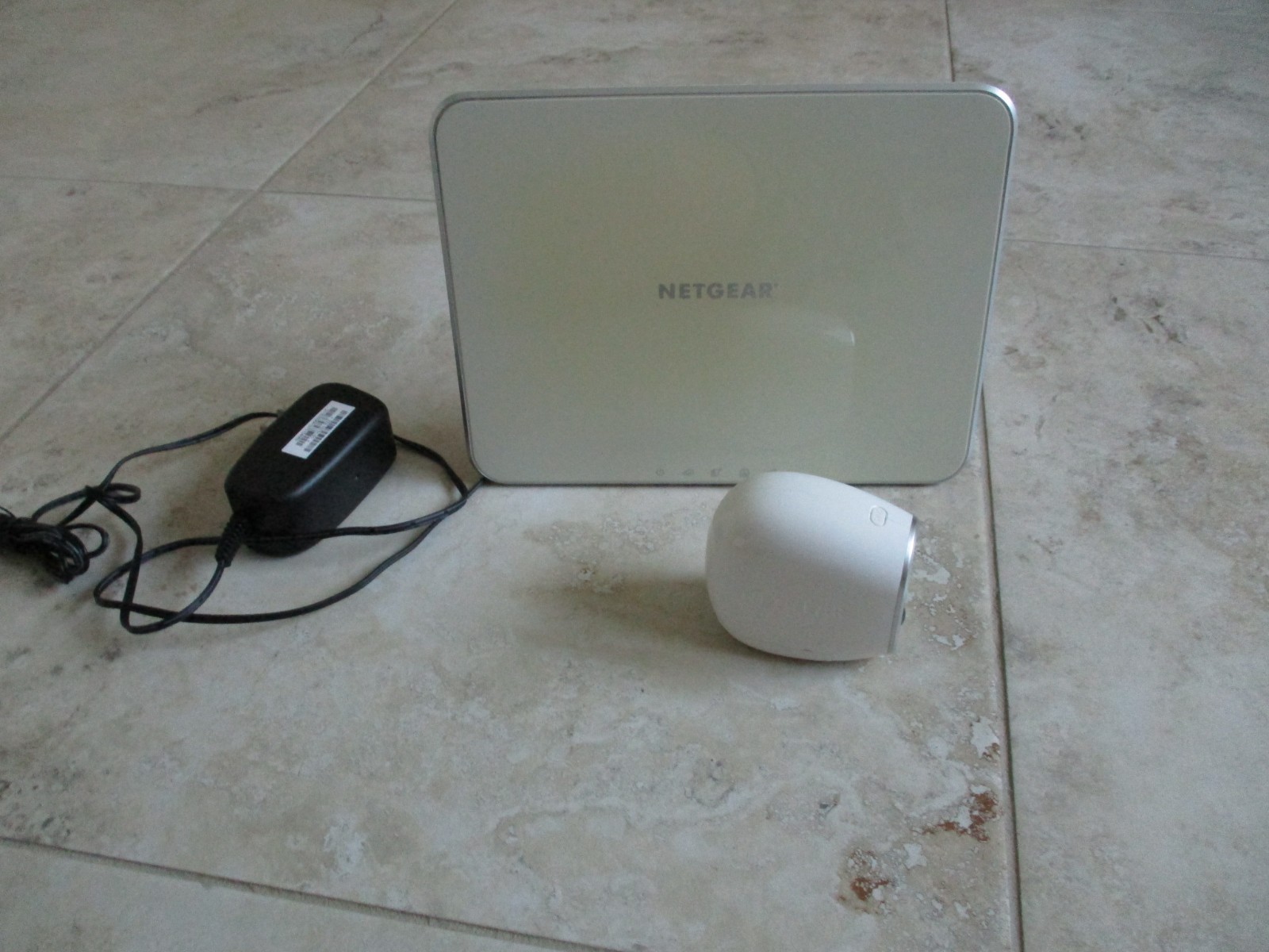 Netgear Arlo VMS3430 Security Camera System-base station and 1 cameras–VMC 3030