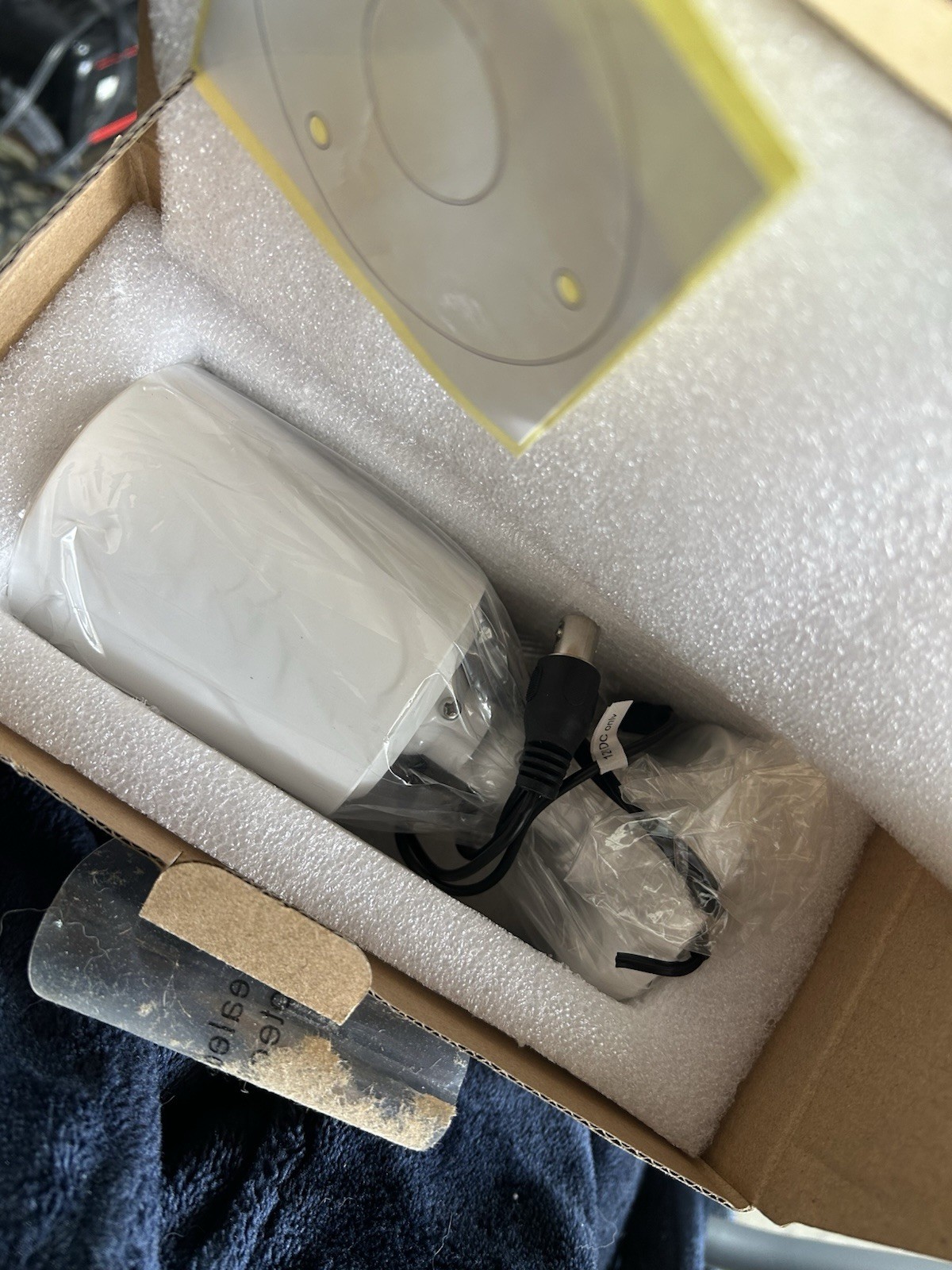 Lorex 4K MPX Bullet Camera NTSC Model no LBV8531-C