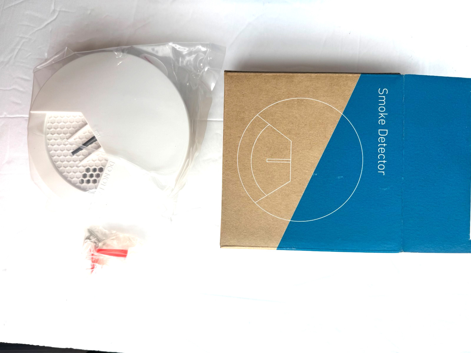 SimpliSafe Original 11-Pc Bundle | 4G UPGRADED | 3 NEW Smoke Detectors | 1080p