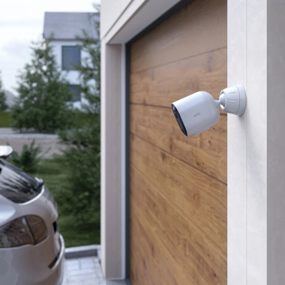Arlo Ultra UHD 4K Wire-Free Add-on Security Camera VMC5040 with Security Mount