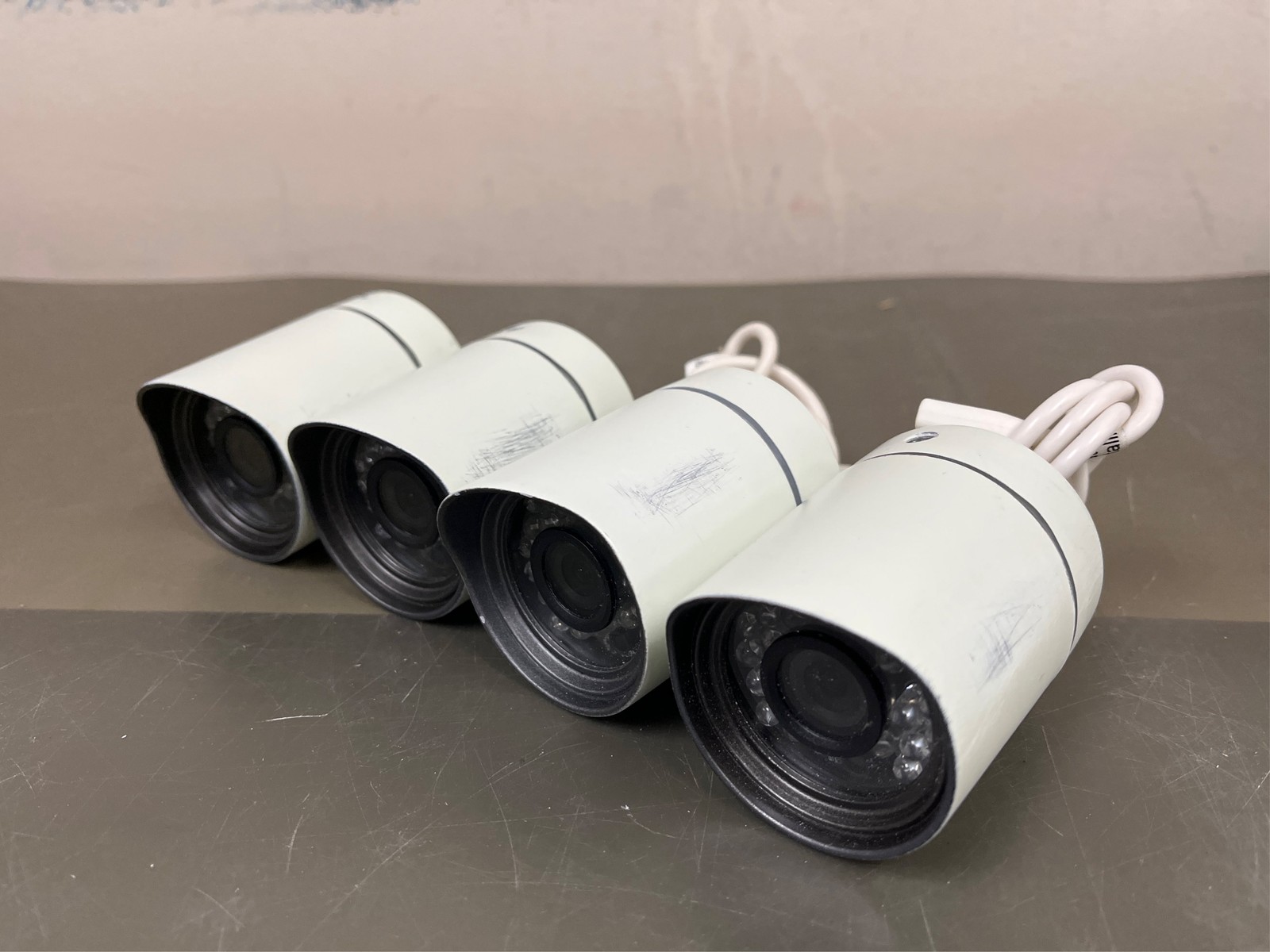 【H.265+Mini DVR】 SOVMIKU Home Security Camera Outdoor Indoor,8CH Wireless System