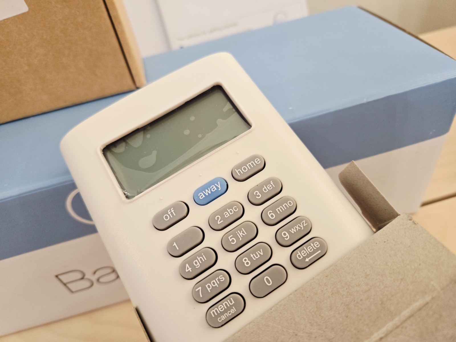 SimpliSafe SS-1500 Home Security System Open Box Base Station Keypad Sensors