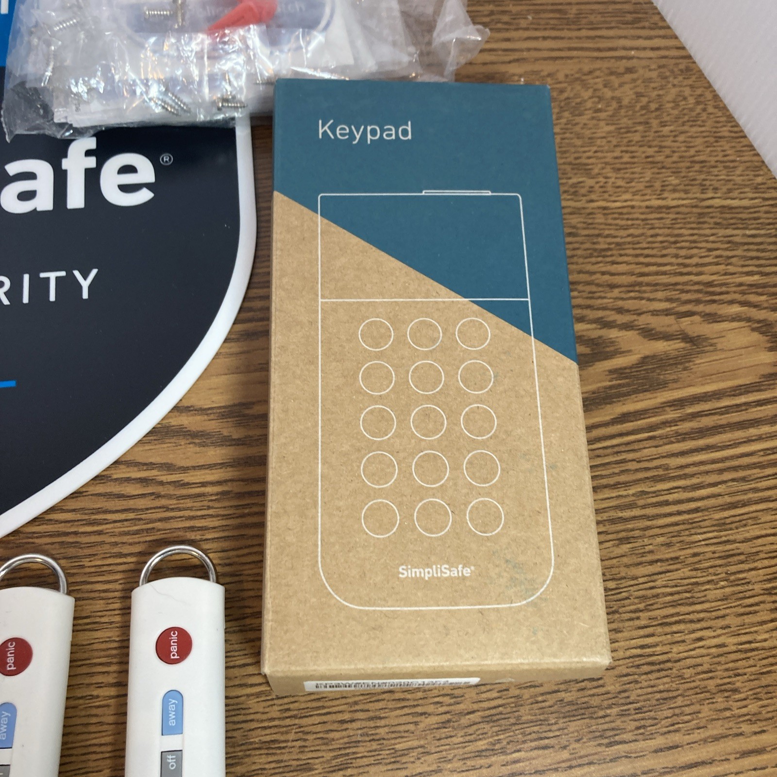 SIMPLISAFE Indoor Alarm System Base Keypad HD Camera Water Smoke Sensor Entry
