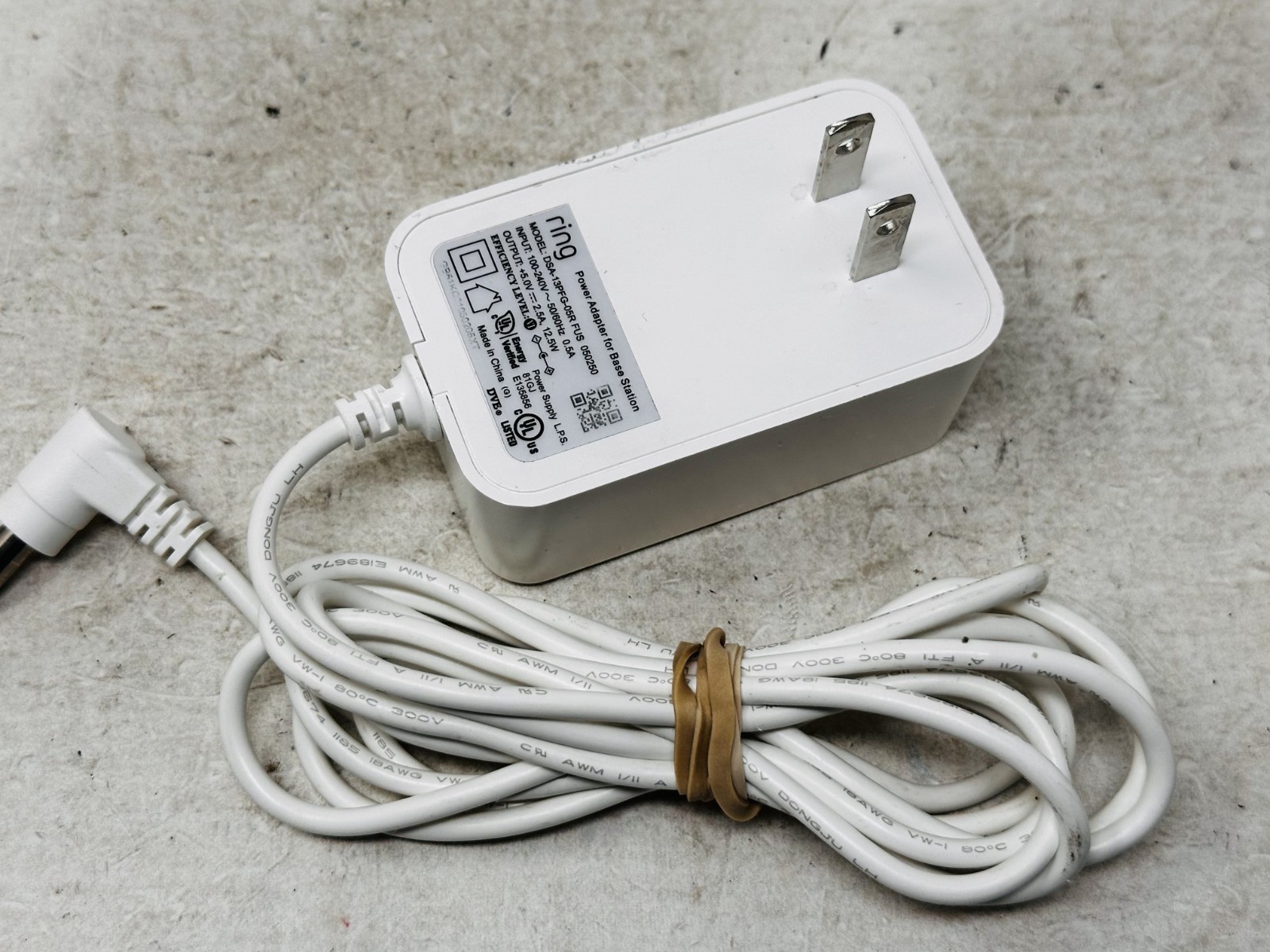 Ring Alarm Base Station US 4HB1U9-0EN0 w/ Keypad 5AT2S7 & Range Extender