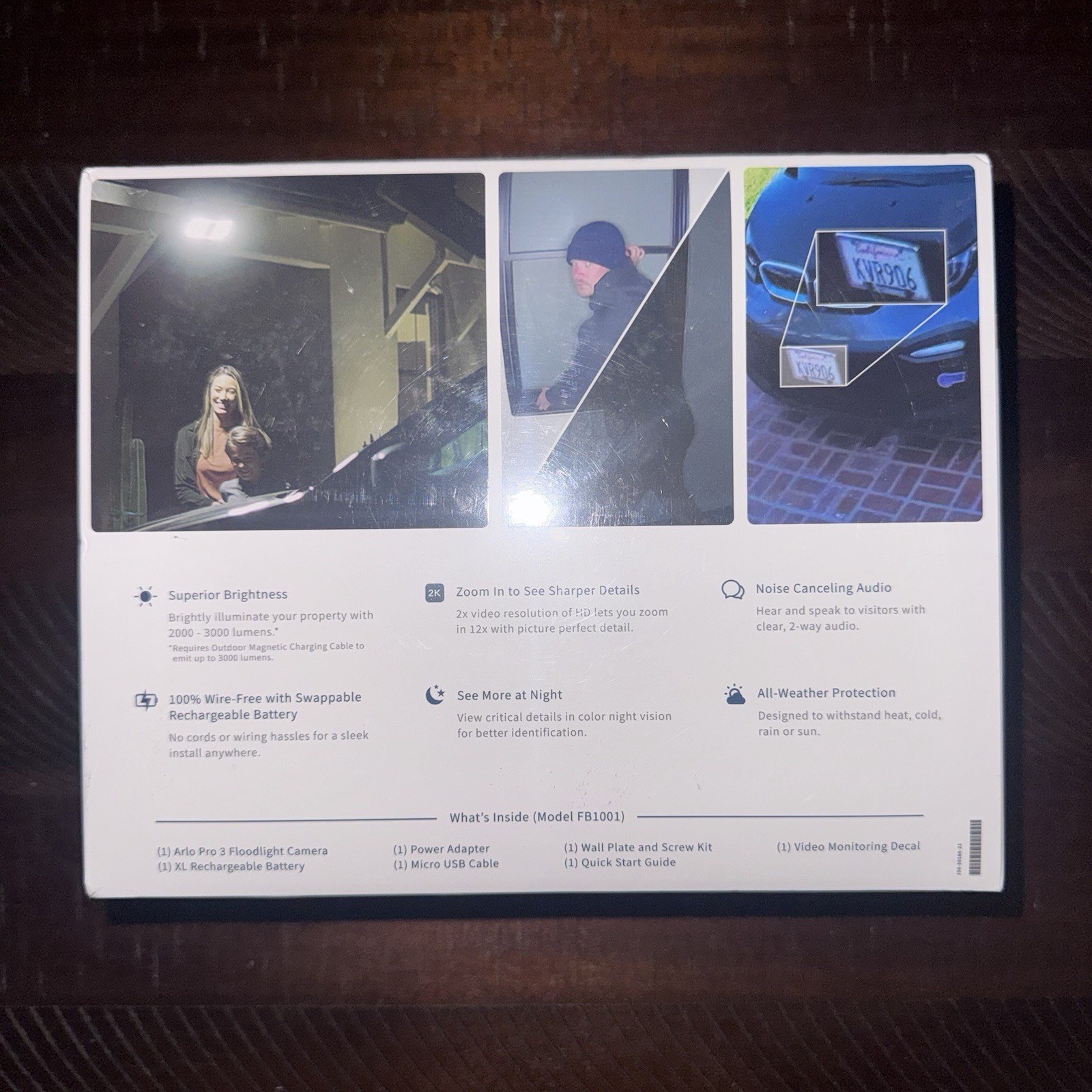 Arlo Pro 3 Floodlight Wire Free Weatherproo Security Camera FB1001W-100NAS WHITE