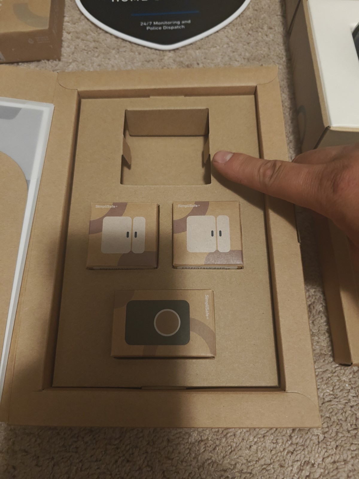 SimpliSafe Home Security System with Outdoor Camera See Description