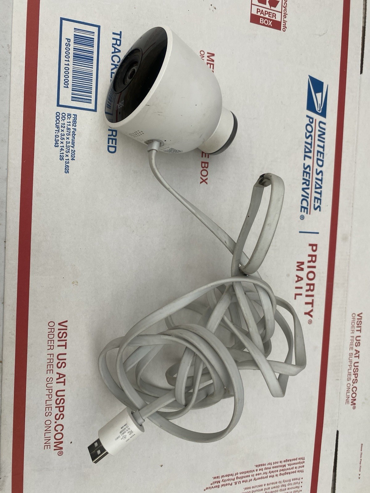 Google Nest Cam Outdoor 1st Gen A0033 NC2100ES A0038 W/ Mount Check 2nd Picture